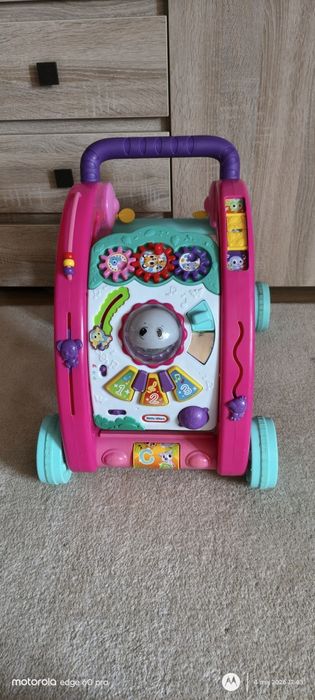 Pchacz, chodzik, stolik edukacyjny Little Tikes