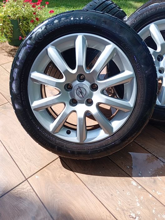 Sprzedam opony do Opel Astra H