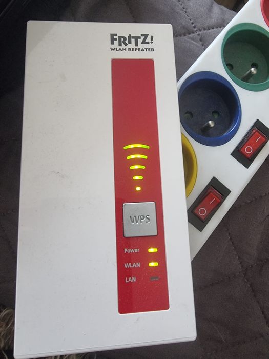 Wzmacniacz WiFi Repeater 1750E