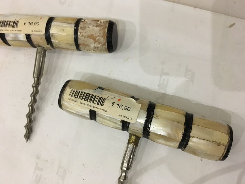 Saca rolhas saleiro especiarias fruteira chaleira (cozinha)