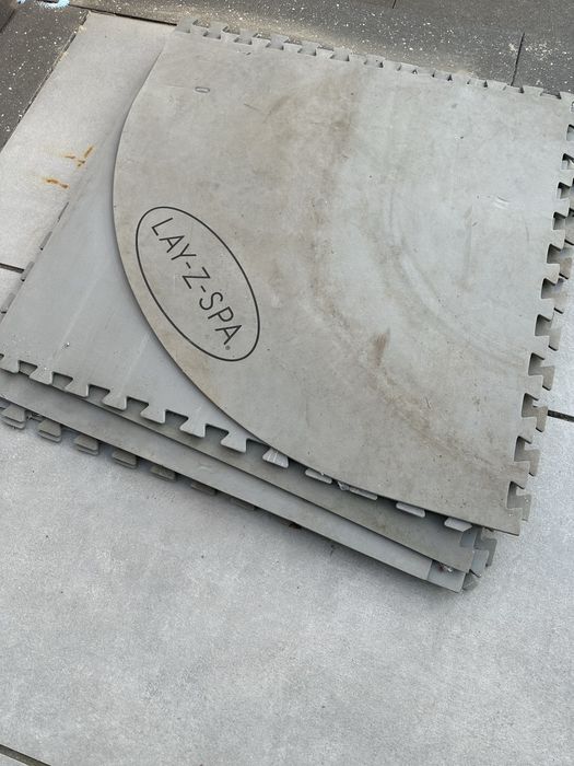 Podkład pod jacuzzi