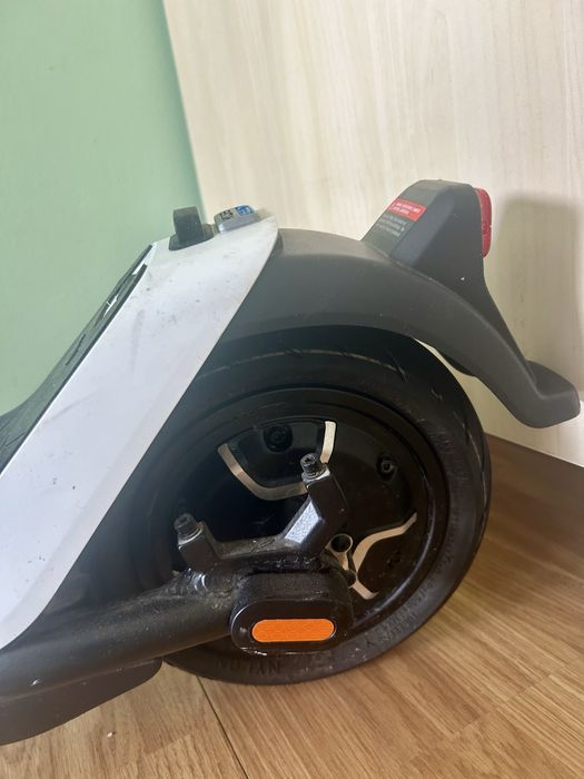 Trotinete NIU, defeito na bateria
