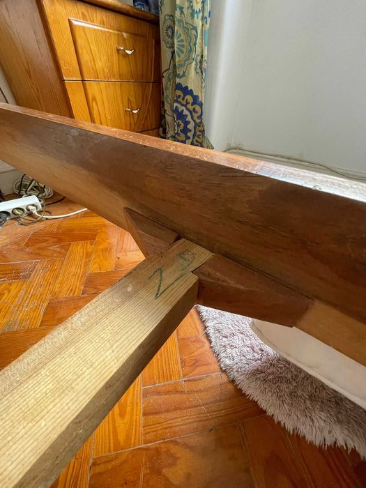 Cama corpo e meio ( para colchão 1,90 x 1,05)
