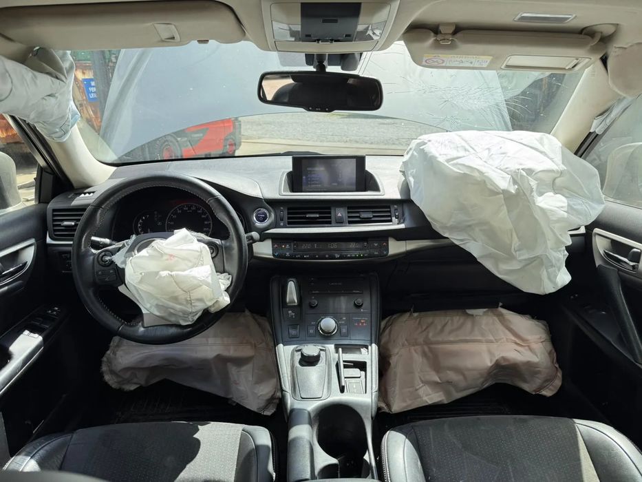 Para peças LEXUS CT (ZWA10_)