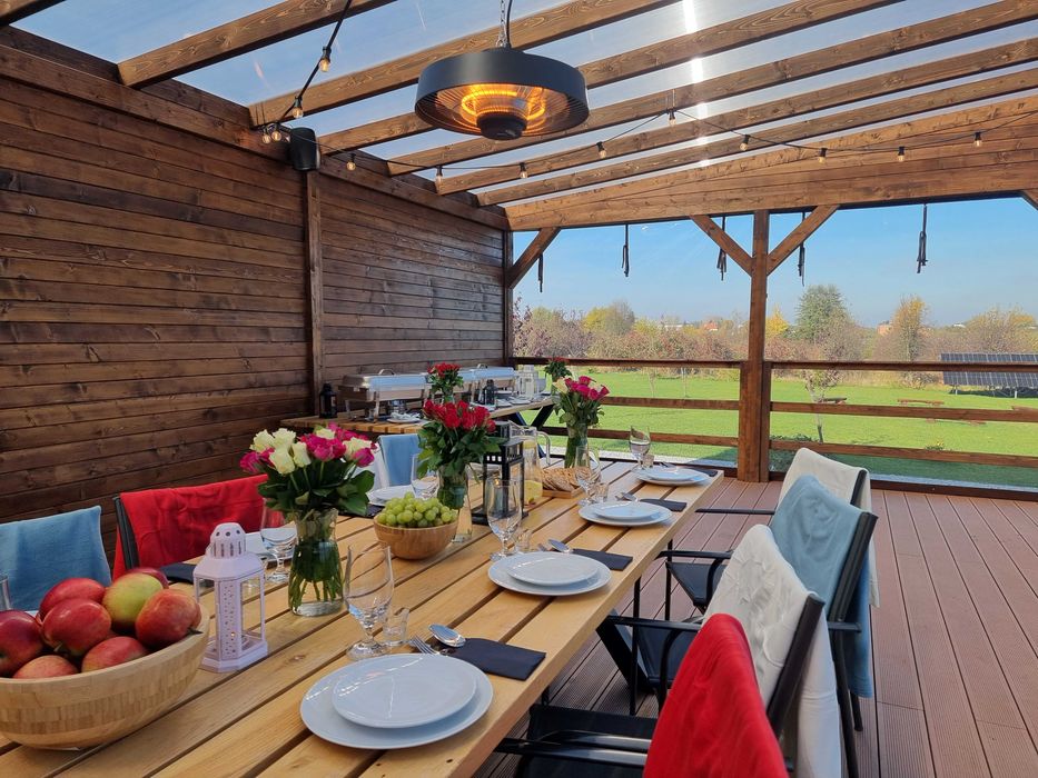 Dom na wynajem wakacje basen sauna jacuzzi 40 km od Warszawy