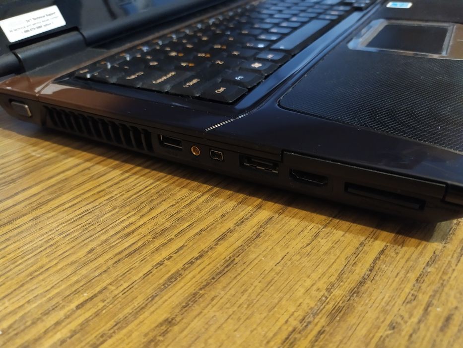 Laptop gamingowy ASUS G50VT retro