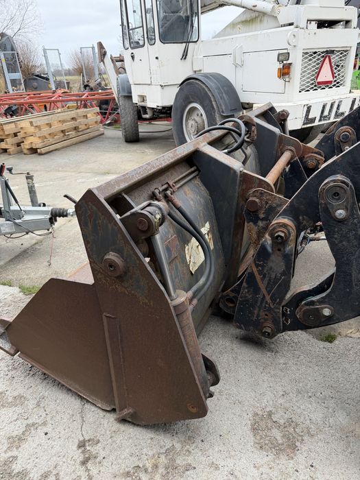 Sprzedam ładowarke JCB 426E agri