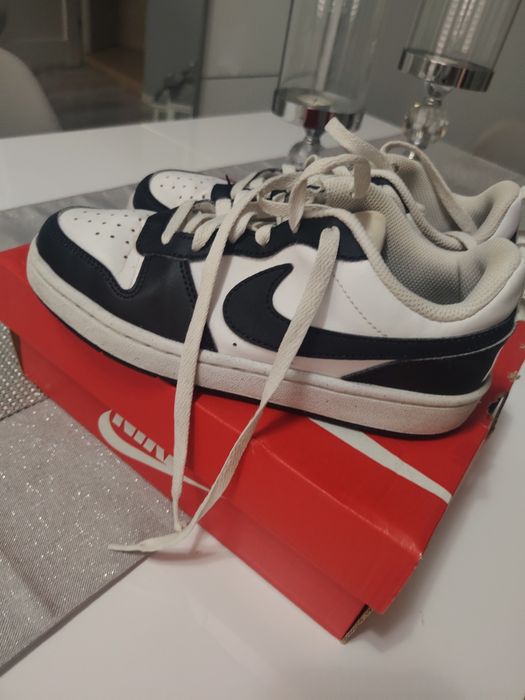 Buty młodzieżowe Nike