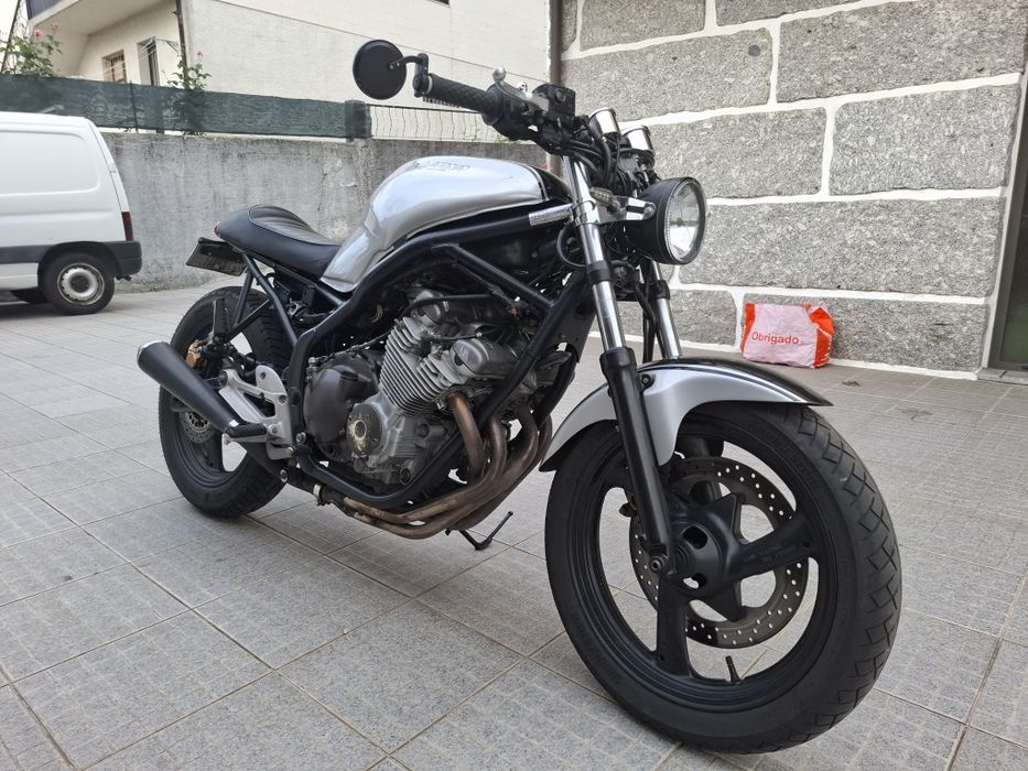 YAMAHA XJ600 de 1996 café racer