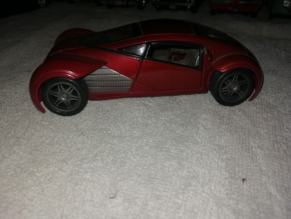 Sprzedam  model autka marki Lexus
