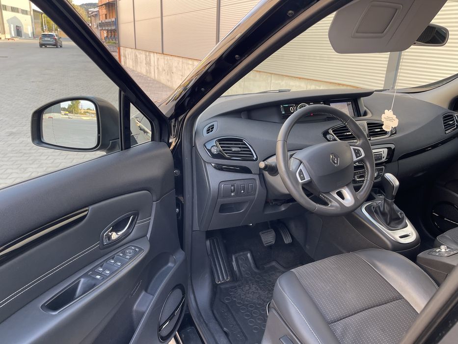 Renault Grand Scenic Bose