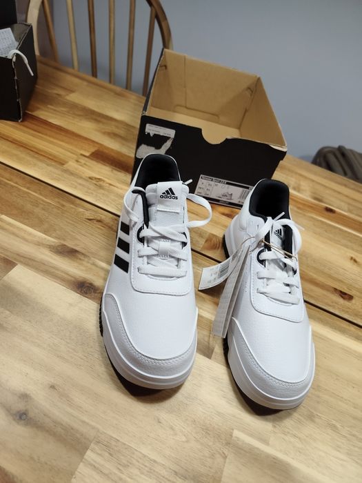 Tênis Adidas 38.5 novos originais