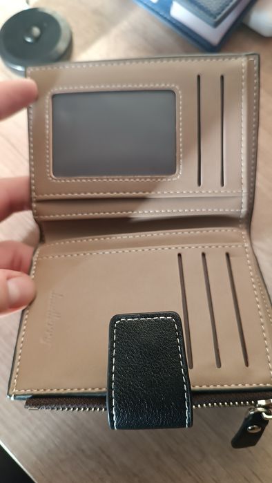 Гаманець + візитниця / кардхолдер.