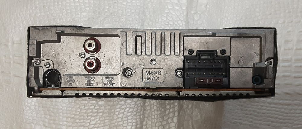 Автомагнітола SONY