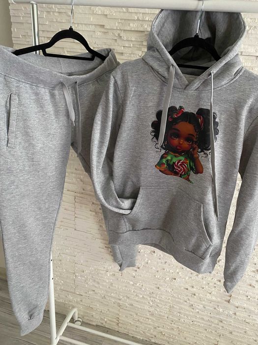 Miesisty nowy dres set szary melanż z dziewczynką aplikacja Basic