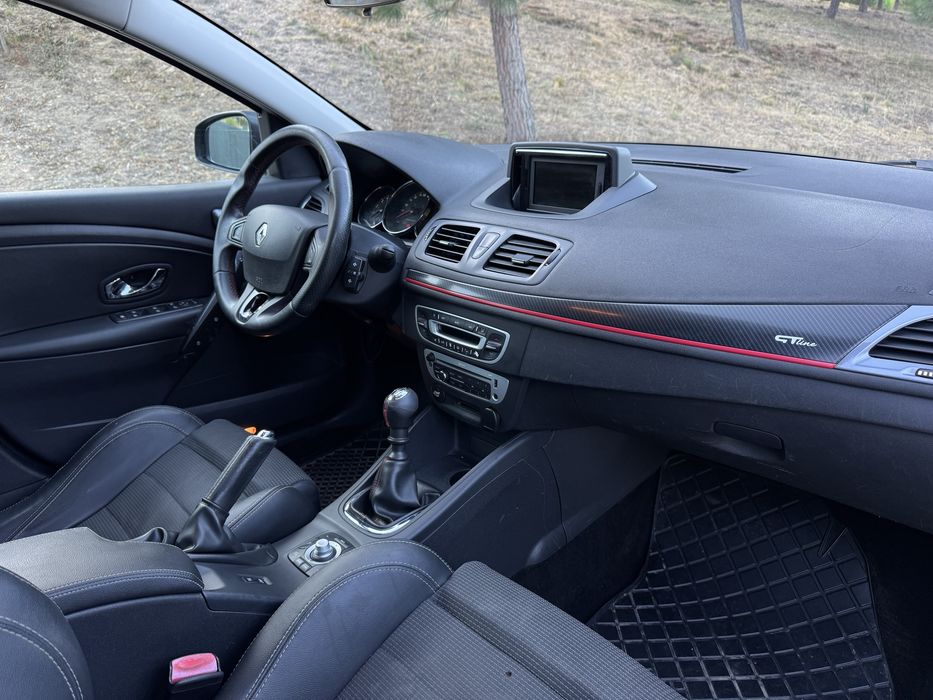 Renault Mégane — fotografia 11