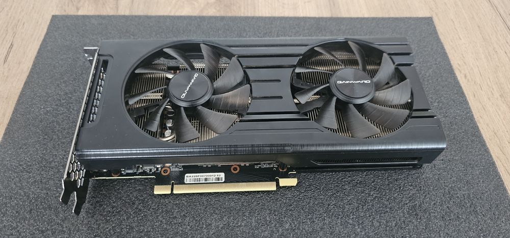 RTX 3060 12gb Gainward Ghost testada e impecável