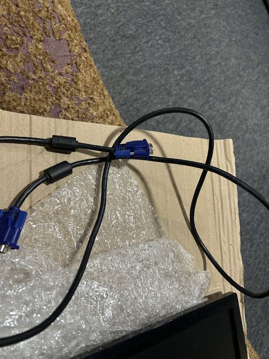 Монитор Самсунг, работает в хорошем состоянии