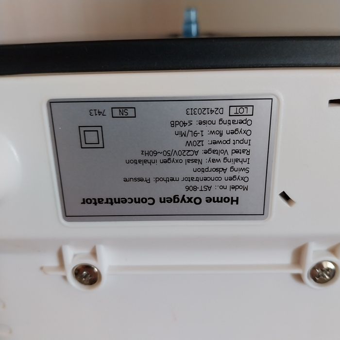 Koncentrator tlenu z nebulizatorem 2w1 + PILOT – NOWY, stan fabryczny!