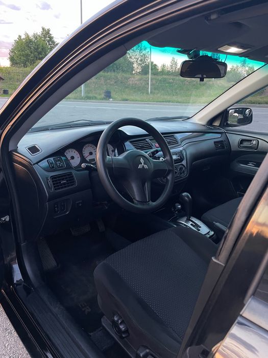 Авто Лансер 9 Mitsubishi Lancer 9
