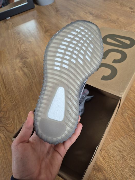 Yeezy 350 boost V2 38