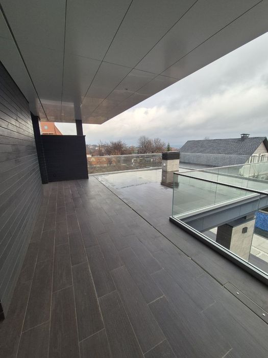 Продам VIP дом в городе! Умный дом! Бассейн! Гараж! Бомбоубежище!