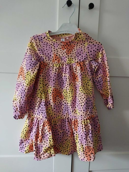 Piekny zestaw ubran dla dziewczynki rozmiar 92