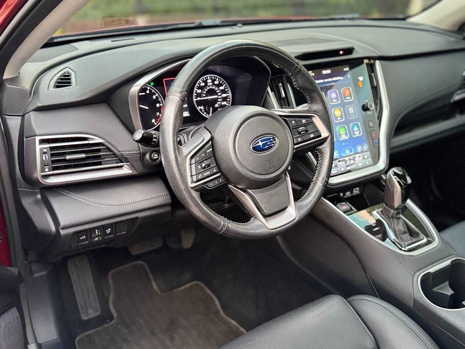 Продам Subaru Outback 2022