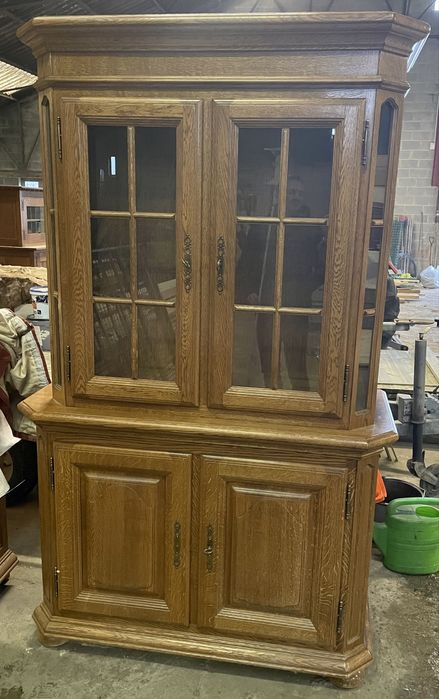 Witryna i komoda w stylu rustykalnym