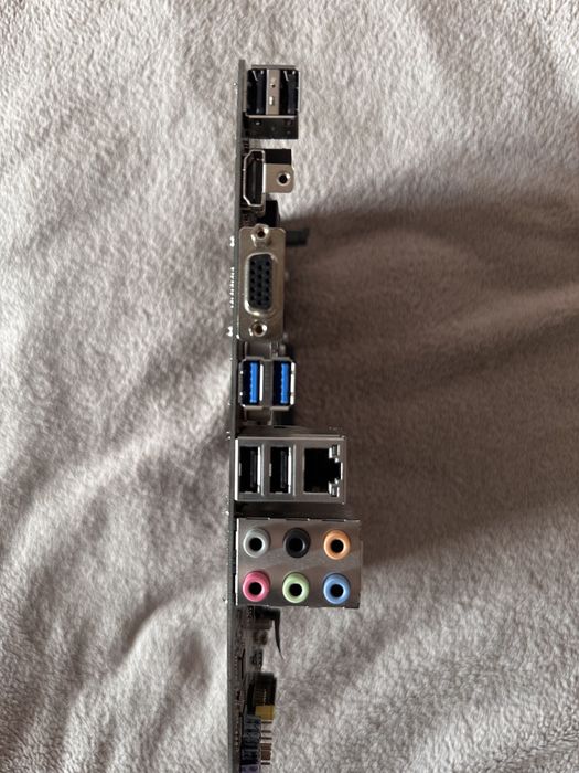 Материнська плата Asus M32CD4