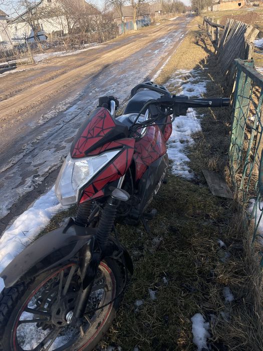 Продам мотоцикл Ліфан 200