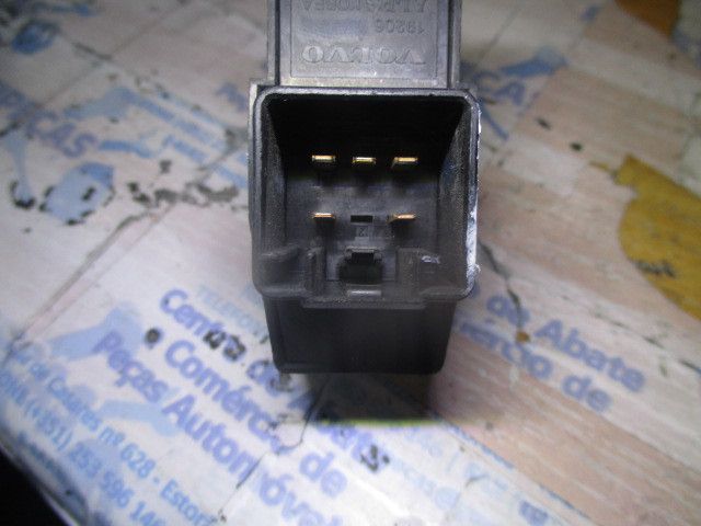 Comando / botão / interruptor vidros frente direito VOLVO S40 I (VS)