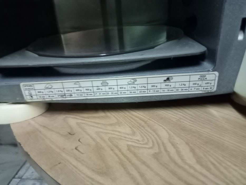 Vendo microondas molinex grill, da para fazer muitas coisas.