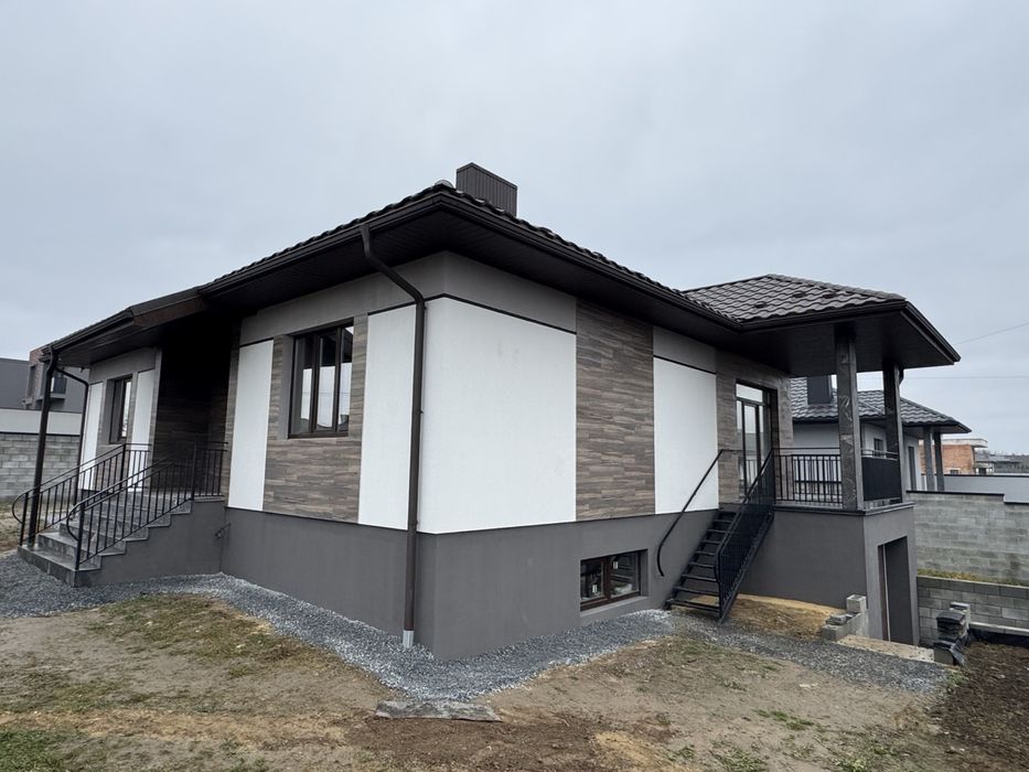 Продаж будинку на Газовику з комунікаціями