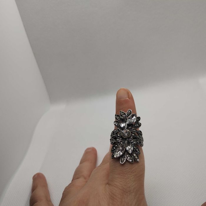 ANEIS (9) 1 unid- 3€; 2 unid- 4€; 3 unid- 5€