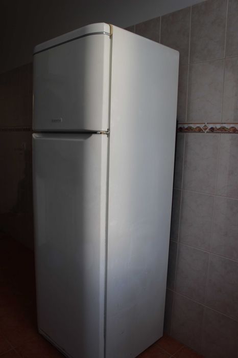 Frigorífico Ariston como Novo