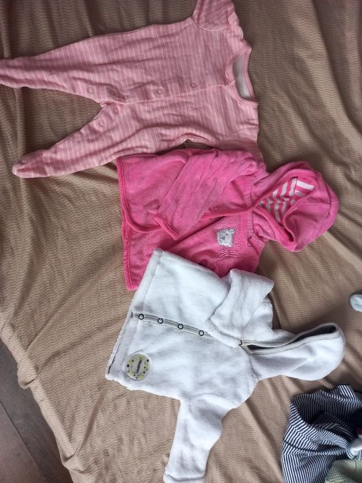 Продам одяг для дівчинки