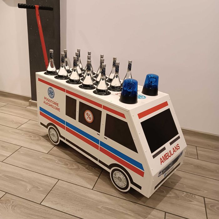 Wódkowóz weselny I Ambulans I Pogotowie Alkoholowe I ślub I karetka I urodziny I koszyk na alkohol I imieniny I imprezy I Dystrybucja wódki I