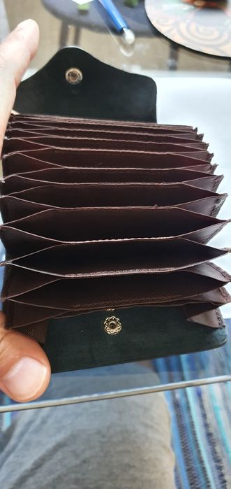 Porta cartões em preto