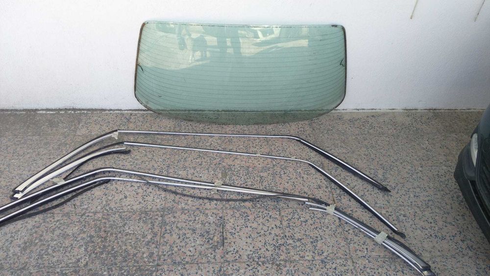 Mercedes w123 material suplente