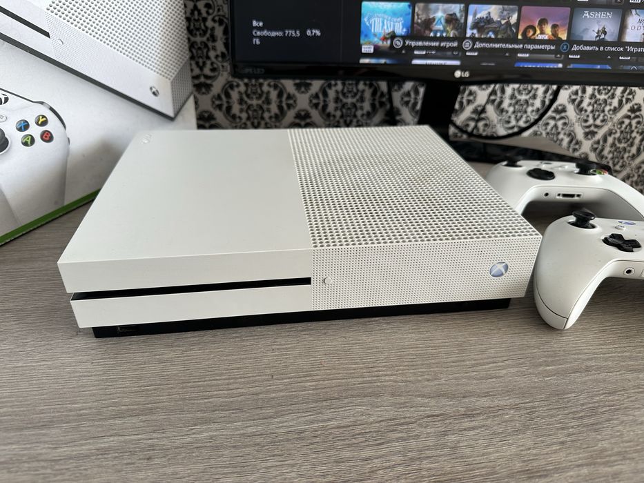 Ігрова приставка Xbox One S| 1 TB| GAME PASS