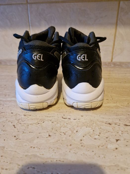 Buty asics gel-aeroshape r 38