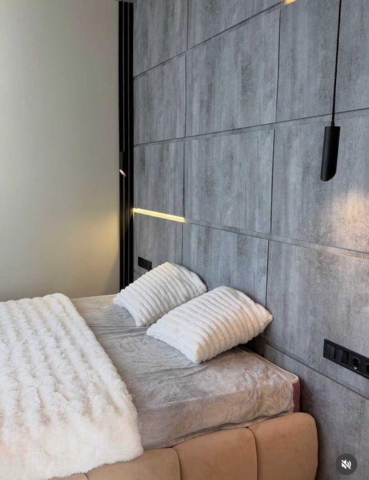 Чудова 2 кім. квартира на Каманіна