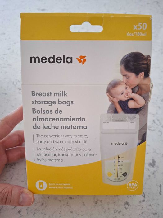 Máquina extratora de leite dupla Medela + acessórios