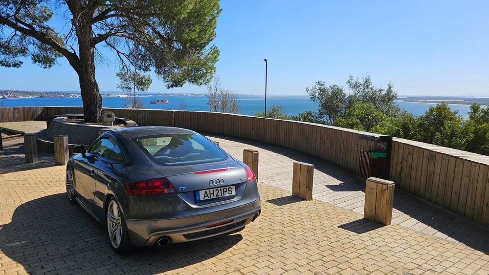 Audi TT Coupé — fotografia 2