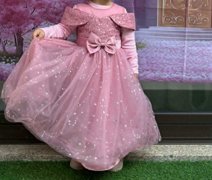 Vestido de princesa cor de rosa menina 3/4 anos - como novo