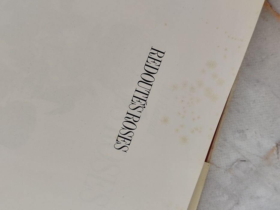 Книга Redoute's Roses