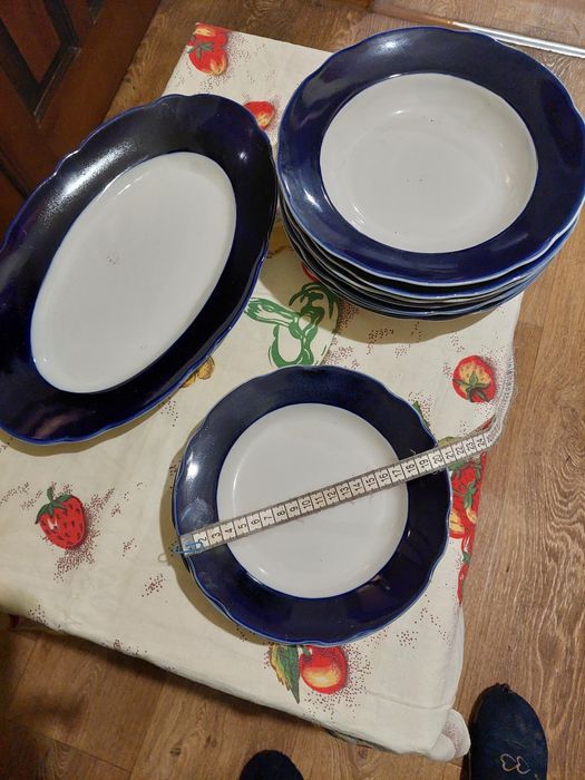 Набір тарілок нові