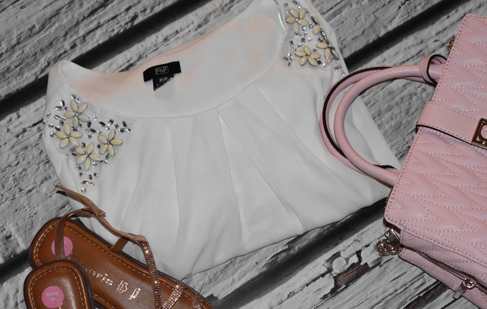 Biala elegancka   bluzka  F&F, rozmiar 44