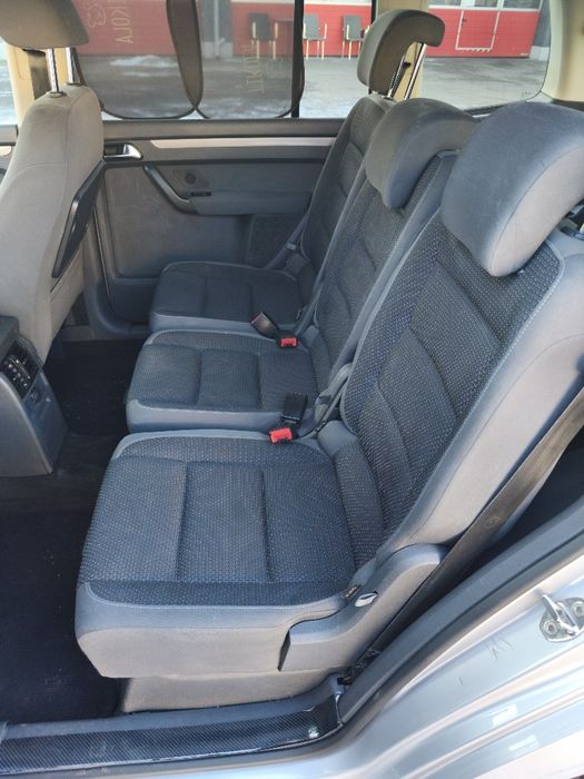 Volkswagen Touran 1.6 TDI 2012 rok Wersja 7 osób  Zamiana